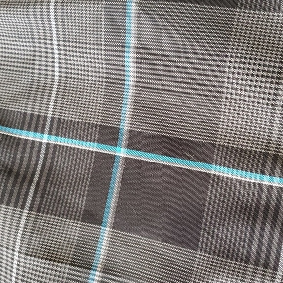 Gray plaid fly front shorts 36 inseam 9.5 Side pockets - Picture 2 of 4